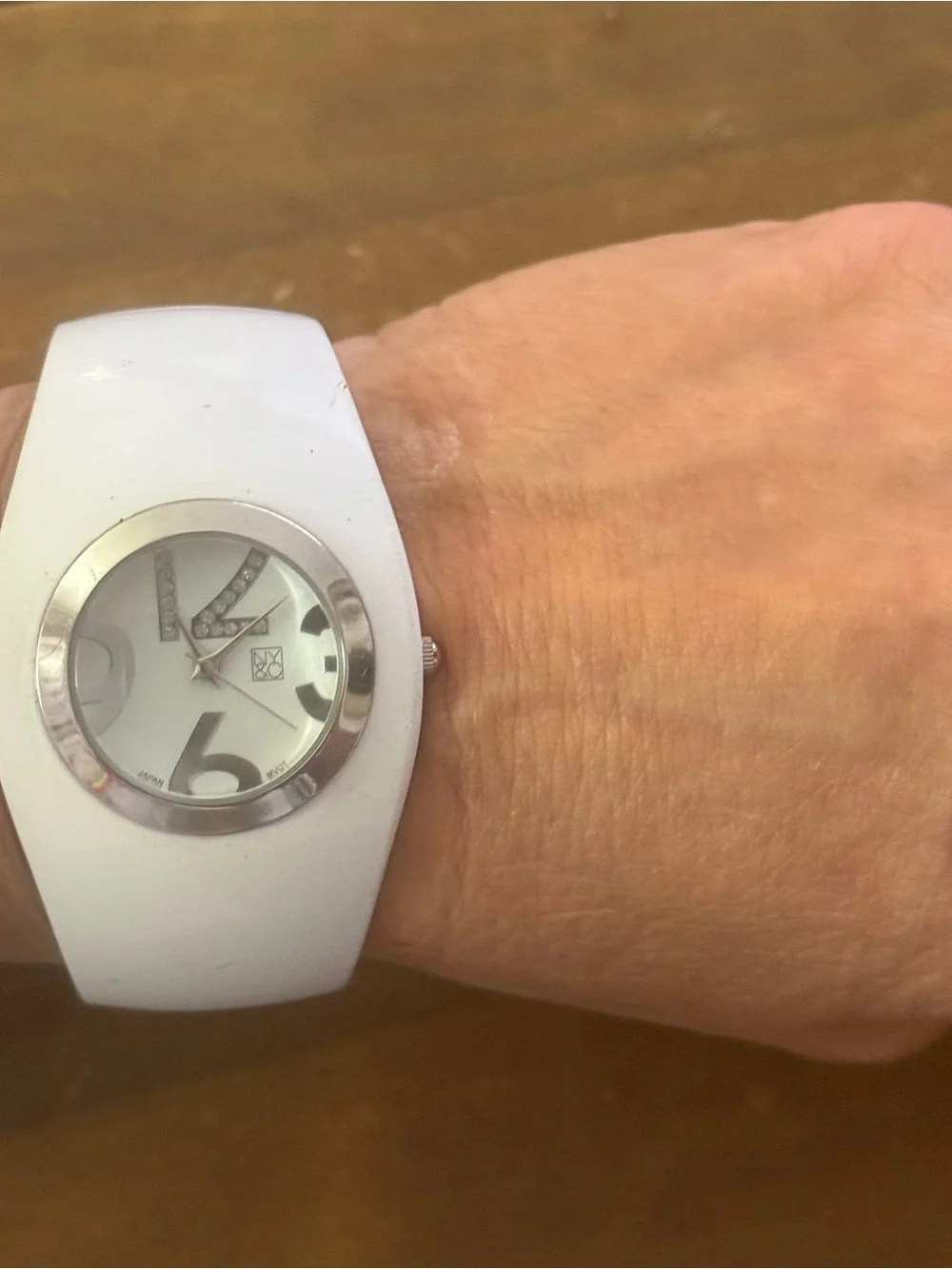 NY&CO white wide hinged bangle watch